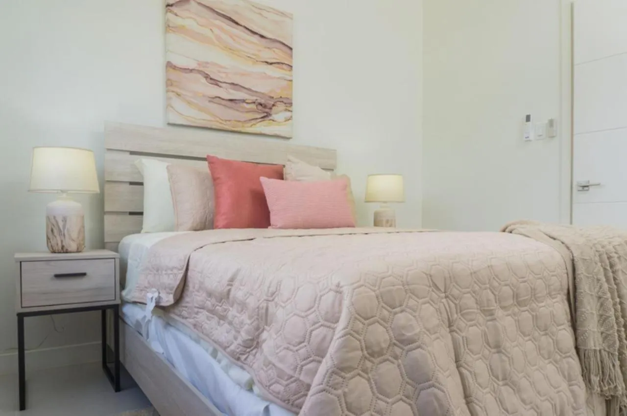 Via Apartments @ New קינגסטון
